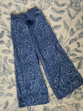 Women’s Roxy High Rise Cropped Navy Floral Pull-On Wide-Leg Pants - Size XS